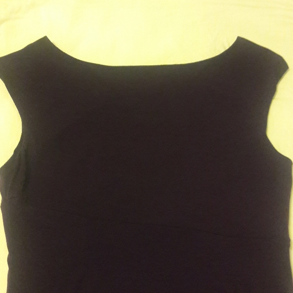 PRETTY DAILY DRESS. - Picture 7 of 8
